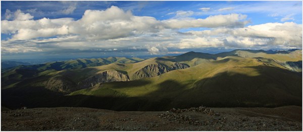 Вид с перевала Каратюрек 3100м